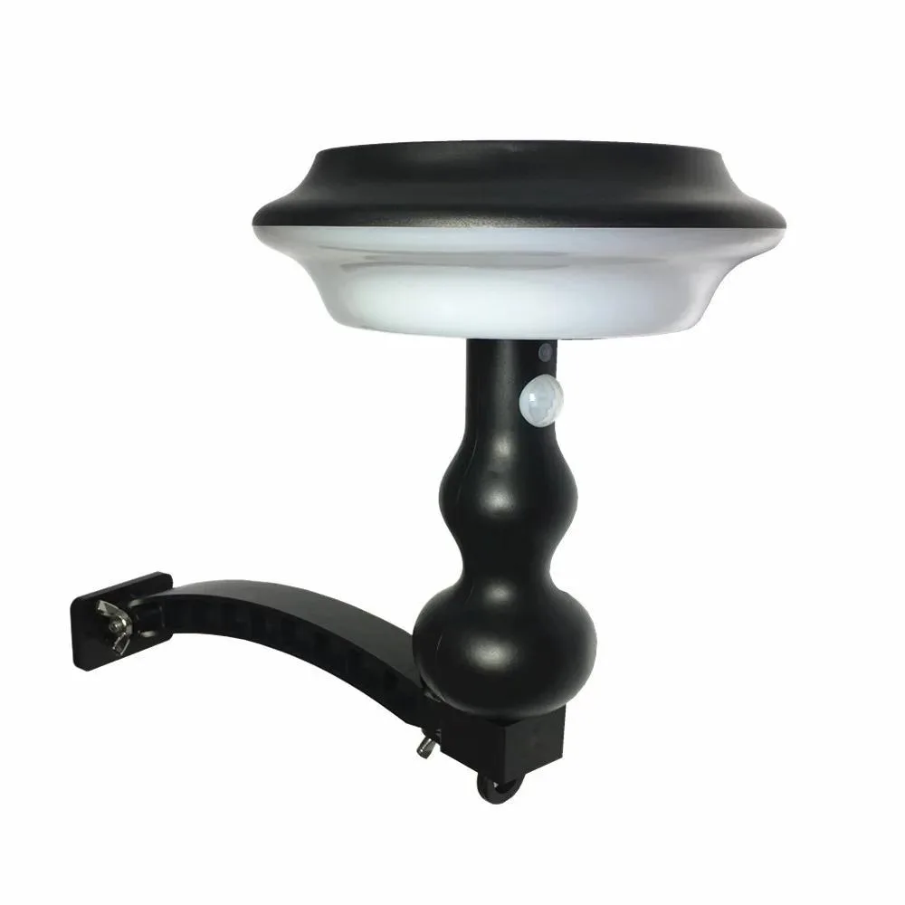LED outdoor solar lamp with 4 modes